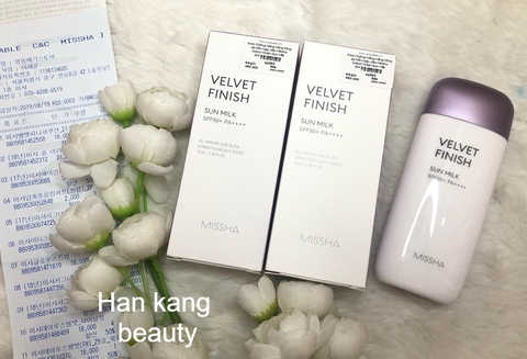 Kem Chống Nắng nâng tông da hỗn hợp, dầu Missha Velvet Finish Sun Milk SPF50+ PA++++