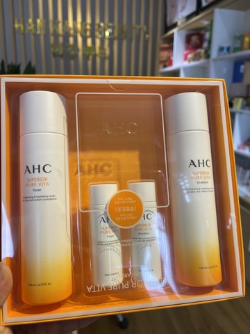 Set sản phẩm dưỡng da AHC Superior Pure Vita Skincare 2 Pieces Set