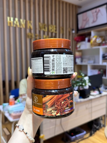 Tẩy Da Chết Body Quế Hồi Nga Exclusive Cosmetic Gel Scrub Slimming 380g (có VAT)