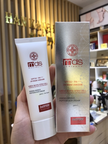 Kem chống nắng nâng tone tế bào gốc cho da treatment Medi Shyn Stem Cell Derma Shield Peptide Sun Cream