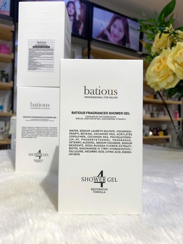 Sữa tắm trắng da, mờ vết thâm phục hồi da cháy nắng hương nước hoa Batious Shower Gel của Anh Quốc