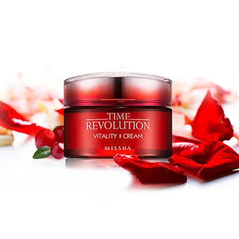 Kem dưỡng cải thiện nếp nhăn Missha Time Revolution Vitality Cream.