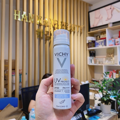 Xịt chống nắng Vichy Protect Skin Defense Daily Care SPF50 chống ô nhiễm, bảo vệ da