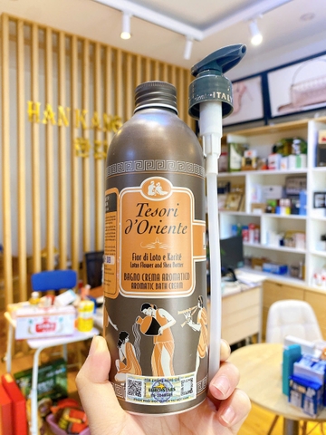 Sữa tắm trắng da, hương nước hoa Tesori d’Oriente Hoa Sen chai 500ml (có VAT)