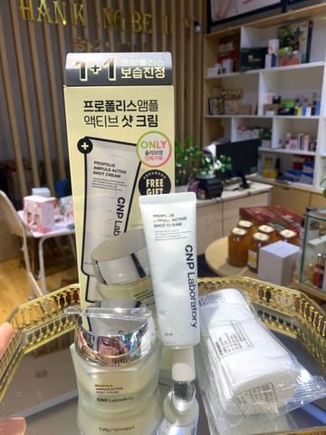 Kem Dưỡng Ẩm Phục Hồi Chiết Xuất Keo Ong CNP Propolis Ampule