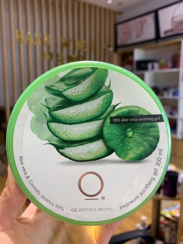 Gel Lô Hội  Phục Hồi Dưỡng Ẩm Toàn Thân Aloe Vera & Centella asiatica 99% Oz Witch's Recipe 300ml