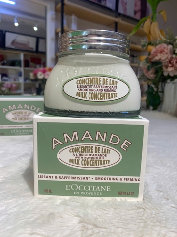 Kem Dưỡng Thể Hạnh Nhân Cấp Ẩm, Săn Chắc, Thư Giãn Da L'Occitane Amande Milk Concentrate 200ml