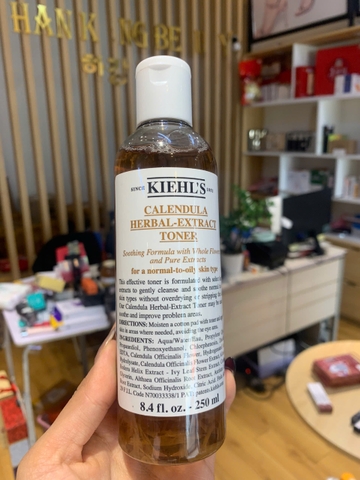 Nước hoa hồng hoa cúc làm dịu, phục hồi, thu nhỏ lỗ chân lông K.iehl’s Calendula Herbal Extract Toner 250ml