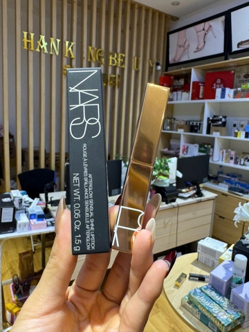 Son dưỡng có màu Nars AfterGlow Sensual Shine Lipstick màu 218 High Gear - cam ánh đỏ