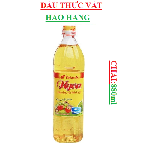 Dầu ăn thực vật Ngon Tường An chai 880ml