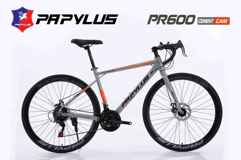 Xe đạp đua PAPYLUS PR600: Khung Nhôm nhẹ không mối hàn, cáp âm khung. Groupset SUNRISE 3x7 tốc độ. Phanh đĩa