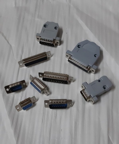 Đầu nối DB9