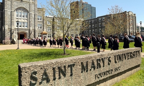 Đại học St Marys tổ chức hội nghị bóng đá nữ để kỷ niệm ngày Quốc tế Phụ Nữ