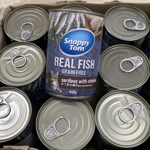Pate lon 400g Snappy Tom Real Fish sardines with chicken cá trích và gà cho mèo