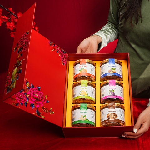 Hộp Quà Tết Nuts Gift 2024 - Hoa Khai Phú Quý - 6 Vị Hạt Và Trái Cây