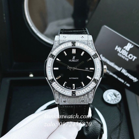 Đồng Hồ Nam Hublot Automatic Viền Đá Vuông Full Vỏ Dây Da Vân Silicone Đen Silver 42mm