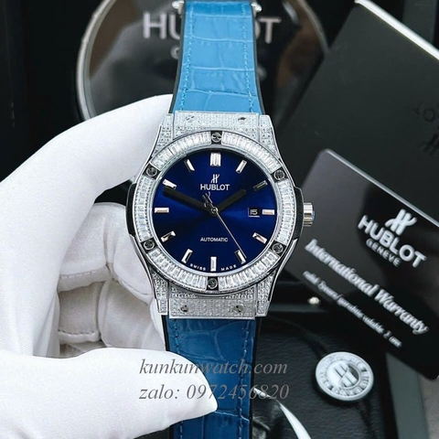Đồng Hồ Nam Hublot Automatic Viền Đá Vuông Full Vỏ Dây Da Vân Silicone Xanh Silver 42mm