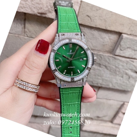 Đồng Hồ Nam Hublot Automatic Viền Đá Vuông Full Vỏ Dây Da Vân Silicone Xanh Lá Silver 42mm
