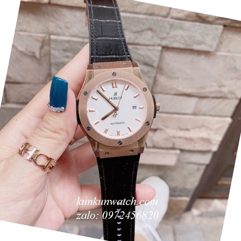 Đồng Hồ Nam Hublot Classic Fusion Automatic Dây Da Vân Silicone Đen Mặt Trắng Rose Gold 42mm