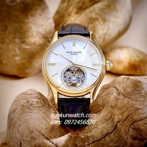 Đồng Hồ Nam Patek Philippe Geneve Automatic Lộ Cơ 2 Kim Dây Da Đen Gold Mặt Trắng 43mm