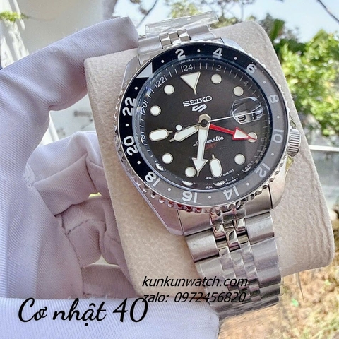 Đồng Hồ Nam Seiko 5 Sports SKX GMT Automatic Silver Mặt Đen 40mm