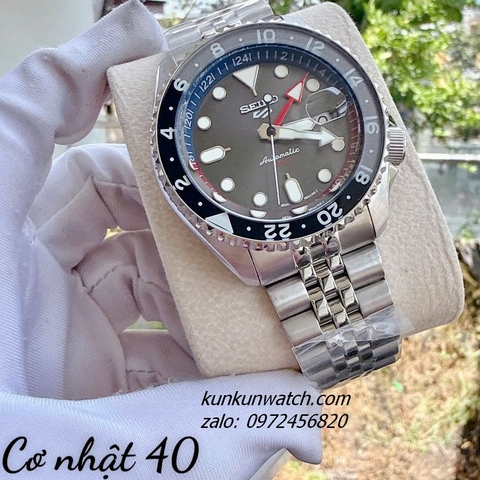 Đồng Hồ Nam Seiko 5 Sports SKX GMT Automatic Silver Mặt Xám 40mm
