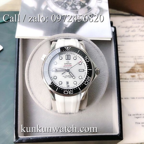 Đồng Hồ Nam Omega Sea Master OMGCS02 - Automatic - Dây Cao Su -  41mm