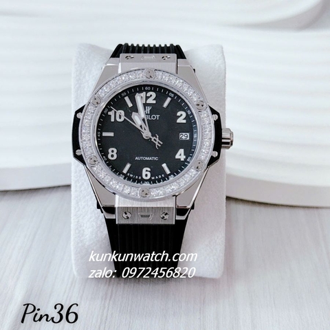 Đồng Hồ Nữ Hublot Đính Đá Lịch Ngày Dây Silicone Đen Silver 36mm