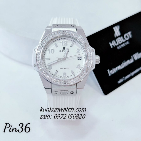 Đồng Hồ Nữ Hublot Đính Đá Lịch Ngày Dây Silicone Trắng Silver 36mm