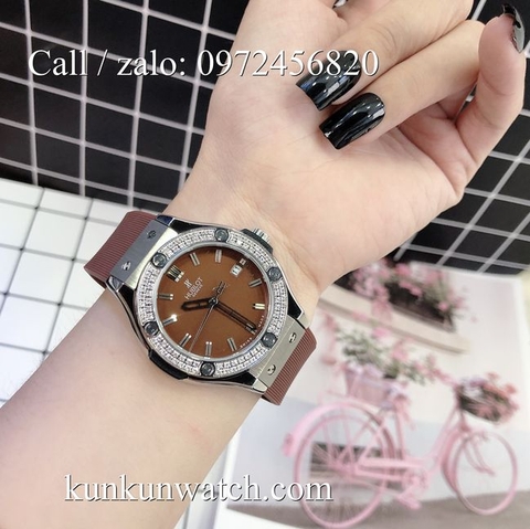 Đồng Hồ Nữ Hublot HLNSR012 - Dây Cao Su Nâu Vỏ Bạc - 34mm