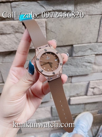 Đồng Hồ Nữ Hublot HLNSR024 - Dây Cao Su Nâu Mặt Nâu - 34mm