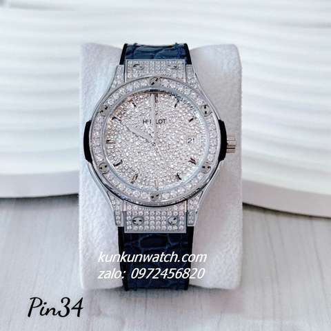 Đồng Hồ Nữ Hublot Classic Fusion Đính Full Đá, Viền Đá Tròn, Lịch Ngày Dây Silicone Da Vân Xanh Silver 34mm