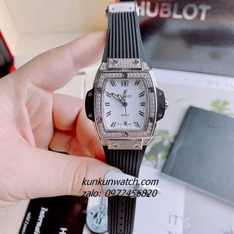 Đồng Hồ Nữ Hublot BigBang Spiri Đính Đá Vỏ, Dây Silicone Đen Silver Mặt Trắng Vuông 28 x 30mm