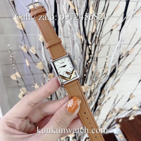 Đồng Hồ Nữ Fendi FDND013 - Dây Da Nâu Vỏ Bạc - 24 x 32mm