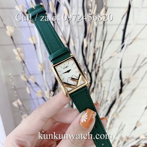 Đồng Hồ Nữ Fendi FDND018 - Dây Da Xanh Lá Vỏ Vàng - 24 x 32mm