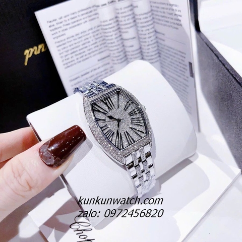 Đồng Hồ Nữ Chopard Đính Full Đá Pha Lê, Điểm Số La Mã Các Mốc Giờ Silver 34mm