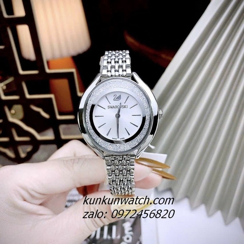 Đồng Hồ Nữ Swarovski Crystal Thiên Nga Đá Chạy Silver Mặt Ovan 36mm