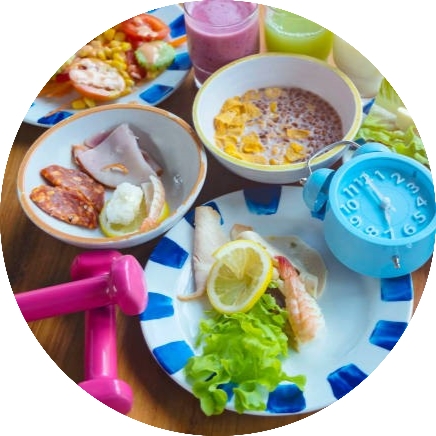 Ăn uống hạn chế thời gian ảnh hưởng đến việc giảm cân như thế nào