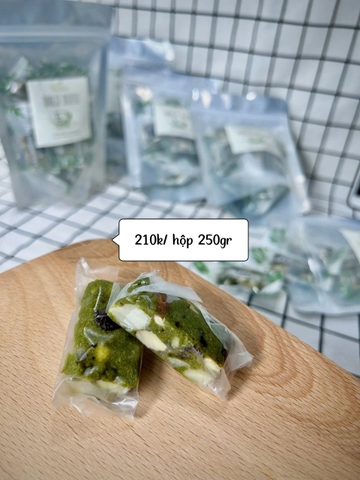 Kẹo 𝗡𝗼𝘂𝗴𝗮𝘁,