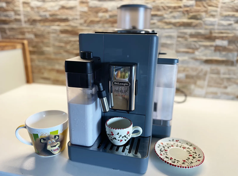 Máy pha cà phê De'Longhi Rivelia