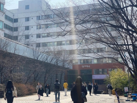 TUYỂN 10 CHỈ TIÊU D4-1 THÁNG 12/2026 – HONGIK UNIVERSITY