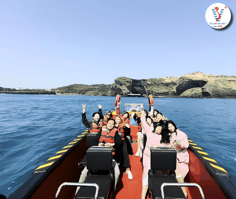 Khám Phá Jeju Từ Góc Nhìn Thực Tế – Điều Gì Làm Nên Sức Hút Của Hòn Đảo Nổi Tiếng Nhất Hàn Quốc?