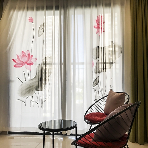 Yêu từ cái nhìn đầu tiên với rèm vẽ tay