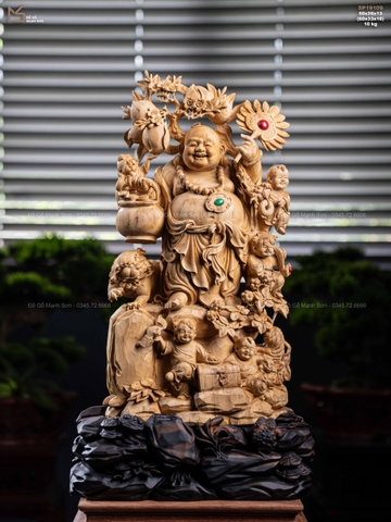 TƯỢNG DI LẶC ĐỨNG VÁC CÀNH ĐÀO - GỖ HOÀNG ĐÀN