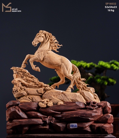 TƯỢNG NHẤT MÃ PHI THIÊN - GỖ HOÀNG ĐÀN