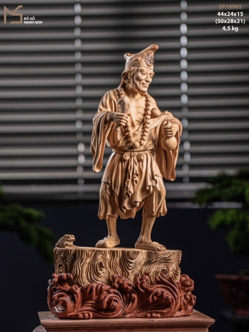 TƯỢNG TẾ CÔNG - GỖ HOÀNG ĐÀN