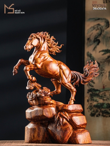 TƯỢNG NHẤT MÃ PHI THIÊN - GỖ SƯA ĐỎ