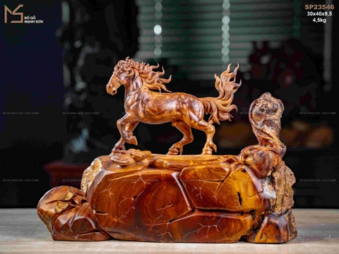 TƯỢNG NHẤT MÃ NU HƯƠNG