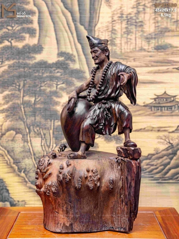 TƯỢNG TẾ CÔNG NU TRẮC