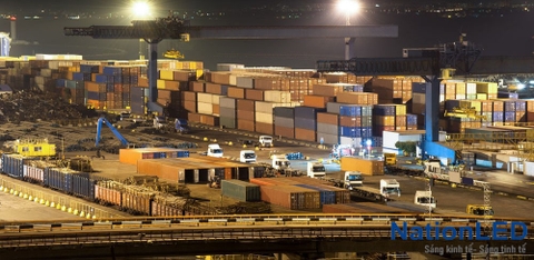 Đèn pha LED Modul SMD OEM Philips - Giải pháp chiếu sáng công trình công nghiệp lớn